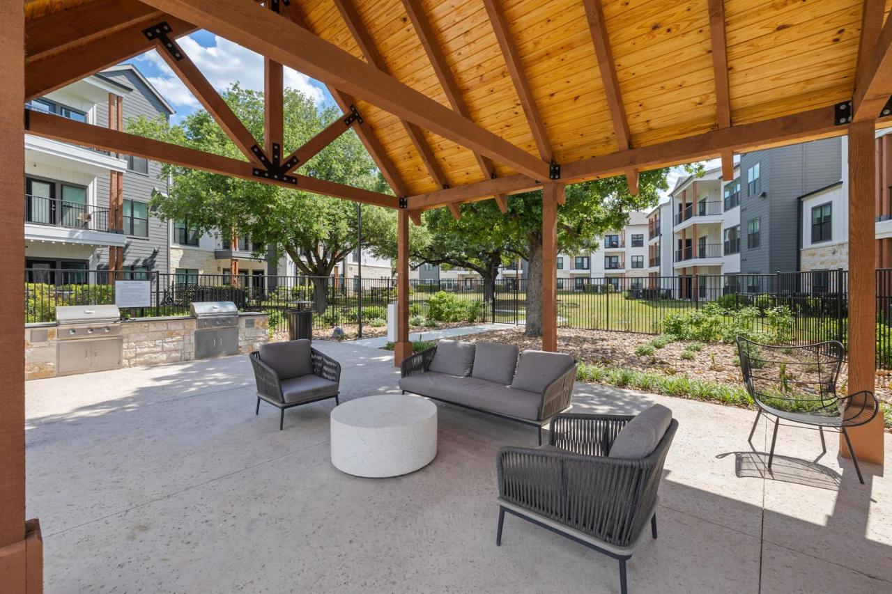 Kasa Southeast-Airport Austin Aparthotel Exterior photo
