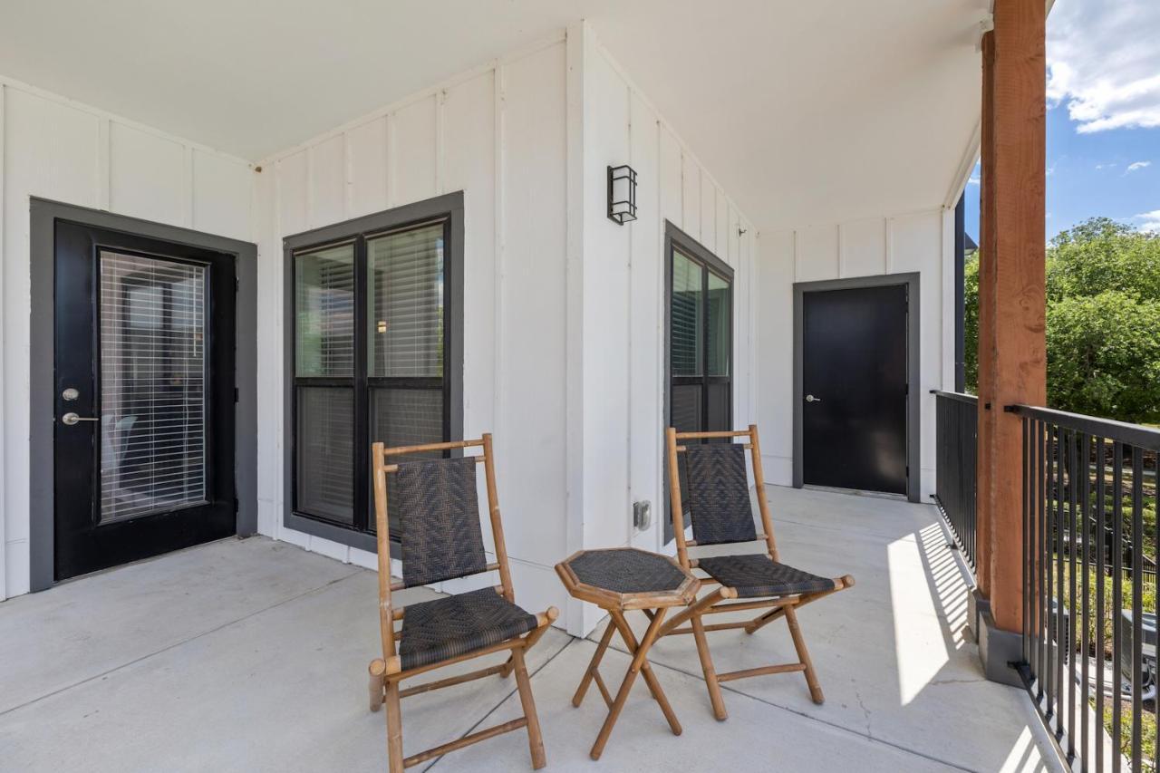Kasa Southeast-Airport Austin Aparthotel Exterior photo