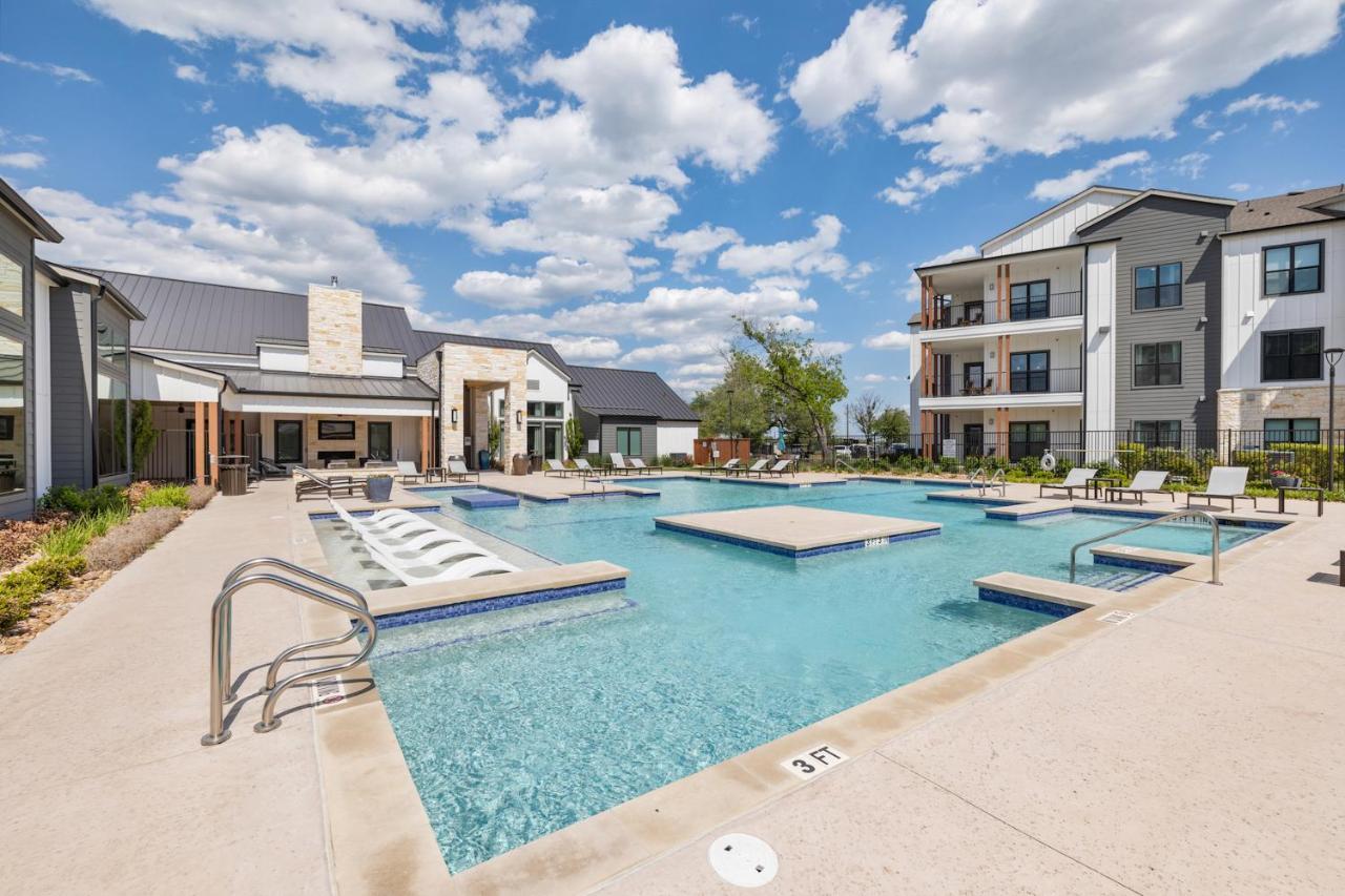 Kasa Southeast-Airport Austin Aparthotel Exterior photo